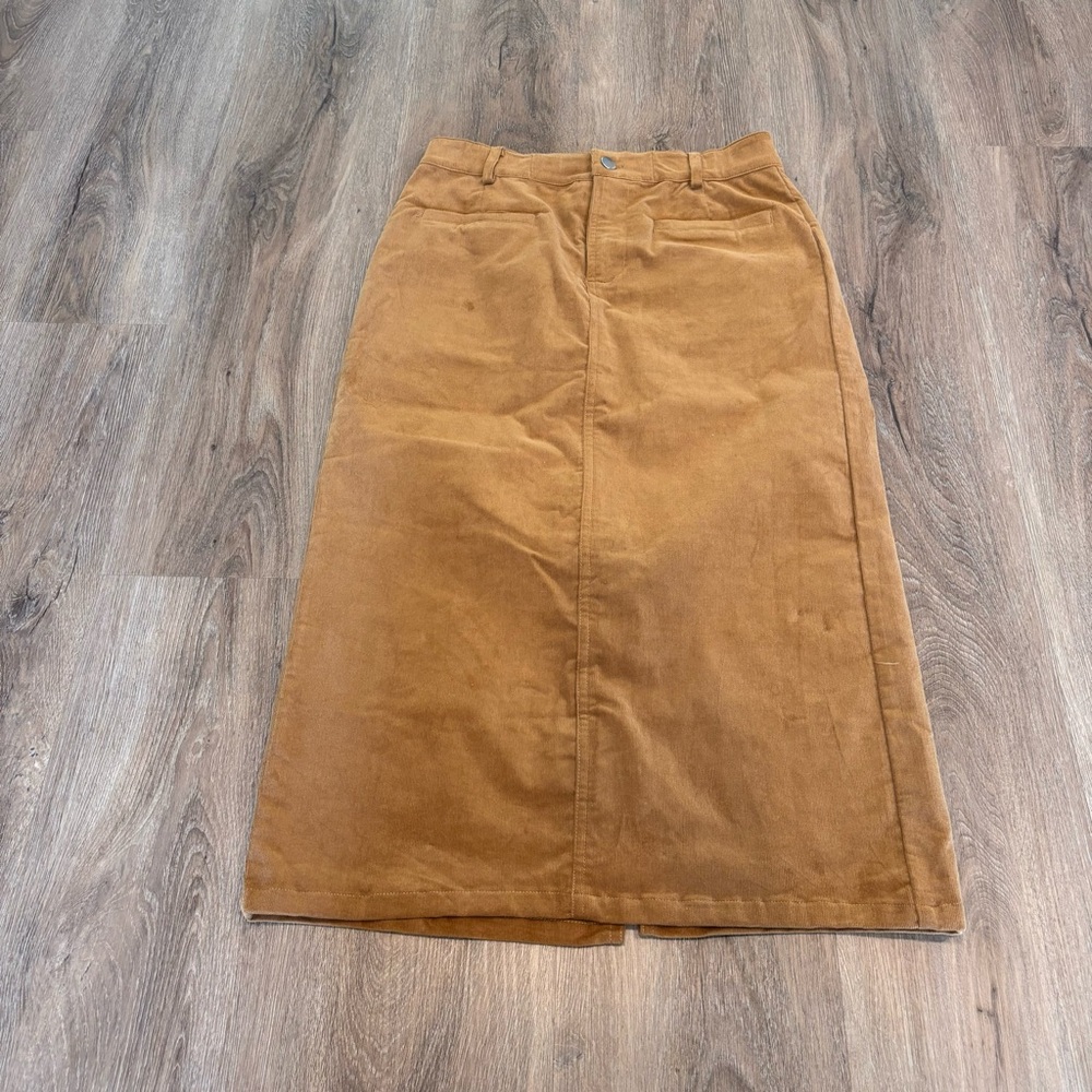 Luvamia Skirt • Small - Picture 4 of 9